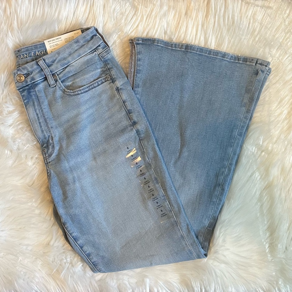 NWT American Eagle Curvy Flare Jeans